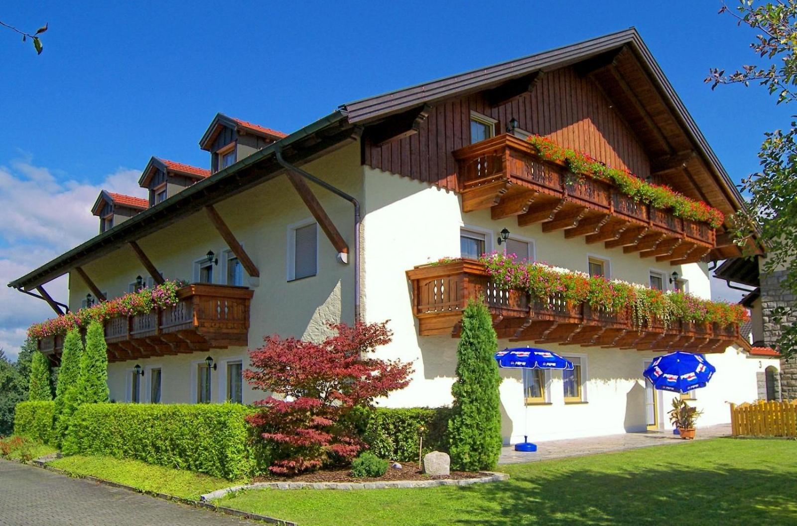 Monteurzimmer Lichtenauer Hof Hotel Thyrnau Kültér fotó